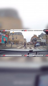 City Centre (East Port) Dunfermline CHAOS 🤯 #baddriver #drivingschool #drivinglessons #dashcam #drivingtest | White and Red Driving School - Automatic and Manual
