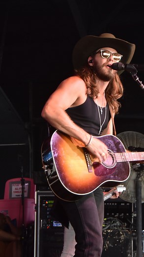 Country Concert on Reels