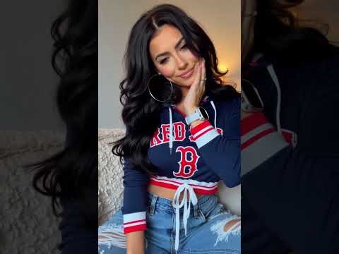 Megan Riley🌹journey to Fashion Model | Curry Plus Size Model | Wiki Body positivity