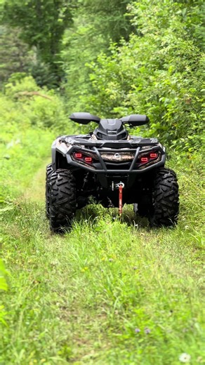 Exploring the Can-Am Outlander 1000R for Adventure