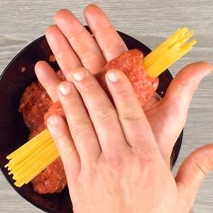 Make your pasta a 2-in-1 dish! 🍝🤩 FULL RECIPE: www.scrumdiddlyumptious.com/meatball-wrapped-spaghetti | Scrumdiddlyumptious