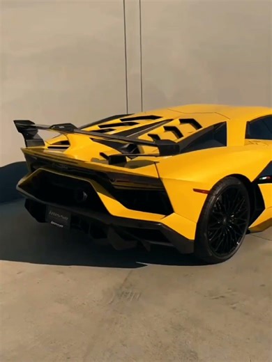 Yellow Fury Unleashed 🟡🔥 Lamborghini Aventador SVJ Dominates!