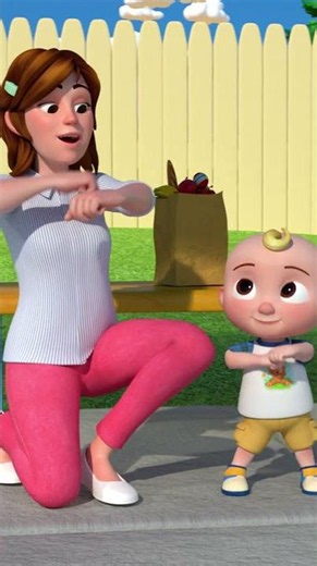The Wheels On The Bus GO ROUND and ROUND! #CoComelon #Shorts #KidsCartoons