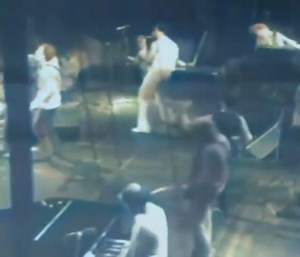 6.6K views · 221 reactions | Bruce Springsteen - Born To Run #feelthemusic #oldmusicschool #musicvideo #music | Feel The Music - Old Music School | Facebook