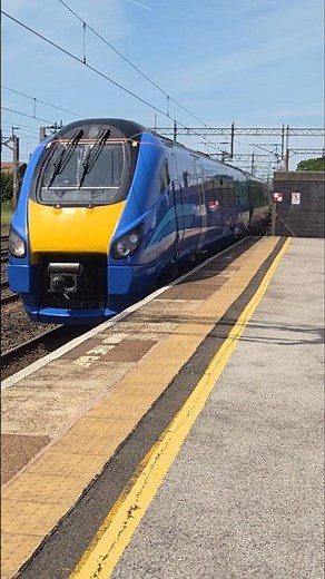 🚄 Lumo Class 222603 Passes Rugeley Trent Valley | 1M01 Stirling to London Euston