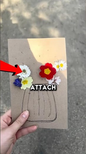She Made A 2D Flower Pot 🤩