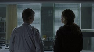 Fragile.2005.BRRip.720p.x264.AC3.Dual.Ingles.Audio.Latino