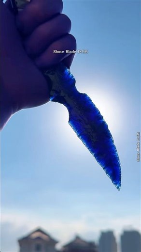 Crafting a Blue Stone Dagger in Valorant 💙💙