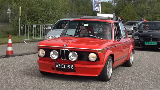 Classic BMW 2002 arrives among modern M monsters