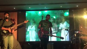 Soundcheck in Progress!! Catch Pelican Shuffles with their five-track EP Launch 'Battleground Dreams' at the Stables tonight!! #SaturdayNightLive #TheStablesAndheri #LiveMusic | The Stables India