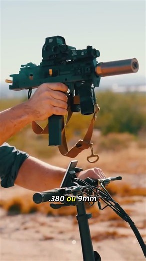 The gun that shoots too fast 😳 (MAC-11)