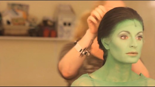 Flashback Friday! Watch Jackie Burns get greenified before she heads back to WICKED as Elphaba! | Broadway.com