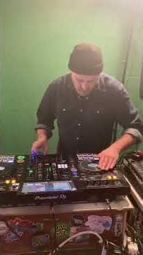 Testing scratching on controllers, different, challenging, but doable