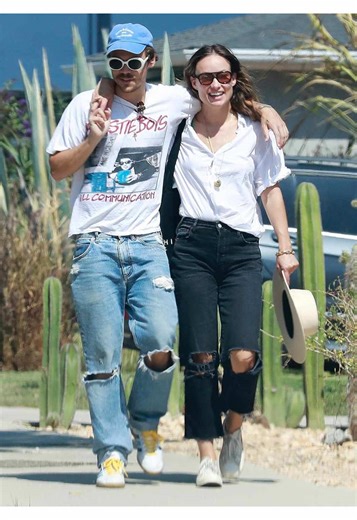 Harry Styles & Olivia Wilde: Tattoo vs. Engagement Ring Drama