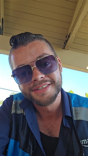 5.7K views · 74 reactions | Amazon is offering its drivers a buck...