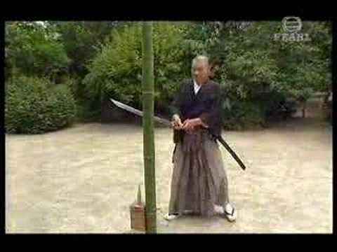 Great tameshigiri by Ueki sensei | Legendary Budo Masters