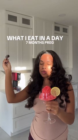 What I eat in a day: 7 months pregnant (cravings & surprises!)