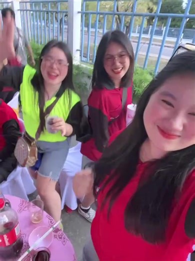 บ้านเฮามีงาน❤️ #นิคมเวลโกรว์ #สาวQc #กินเลี้ยงบริษัท #เสื้อปุ๋ย