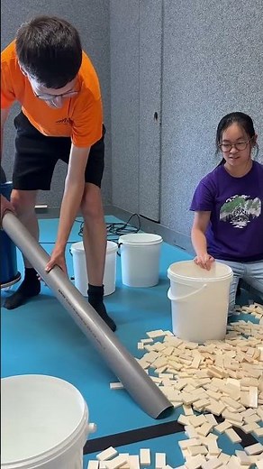genius way to clean up dominoes 🤯