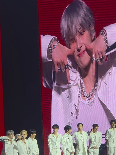 Yunho, Wooyoung, Mingi, and Yeosang dancing TT neomuhae neomuhae😭 They misheard Walang Uuwi sa Neomuhae hahaha . 📍ATEEZ 2027 WORLD TOUR IN YOUR FANTASY IN MANILA 🖤❤️ . . #ateez #yunho #wooyoung #mingi #yeosang @ateez_official_
