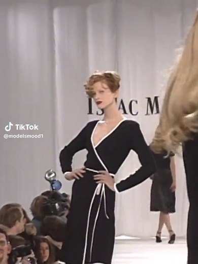 Kristen McMenamy for Isaac Mizrahi 1995