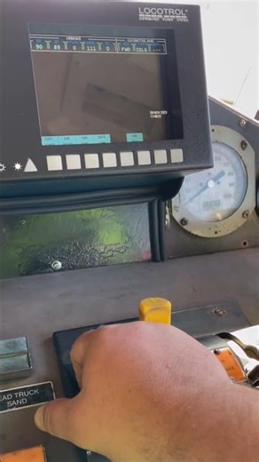 🚂 The Wireless Muscle Behind Modern Trains ⚙️ #ptcs #locomotive #railway #educational #asmr #rail