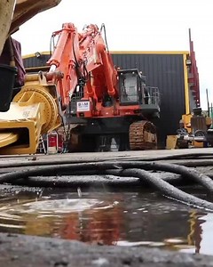 Terrific short from the team @diggersanddozers Follow @demolition_news for the best demolition content! #excavator #trucks #demolition #demolicion #demo #wrecking #heavyequipment #heavymachinery #constructionequipment #constructionmachinery #construction #quarry #mining #diesel #oilandgas #machine #machinery #operator #18wheeler #photography #onthejob #demolife | demolitionnews.com