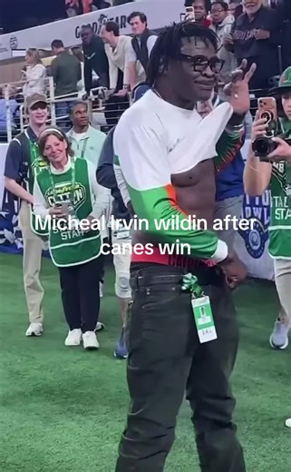 Micheal Irvin wildin after canes win #michealirvin #miamihuricanefootball #collegefootballplayoffs #ohiostate #dvilledi