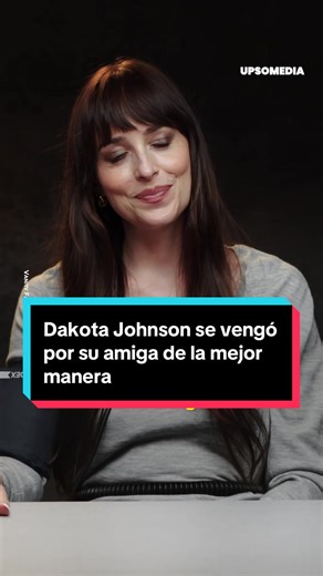 Dakota Johnson no conoce límites a la hora de defender a sus amigos de otras personas, y se metió en problemas más de una vez por eso #entretenews #actriz #actitud #accidente #hollywood