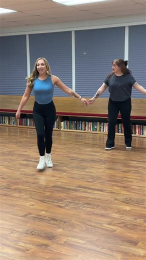 Fun Line Dance in Austin: Learn This Sweet Texas Routine!