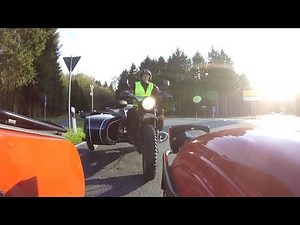 Ural Gespann in Action - Motorrad Tour zum Uralhändler Tipicamp - Russen Garage