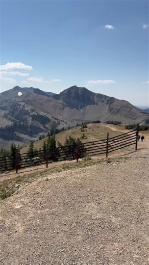Exploring Snake Ridge Lodge in Jackson Hole, Wyoming