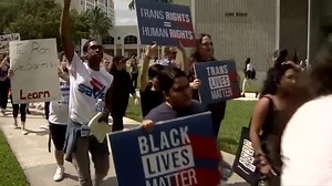 College, high school students stage walkouts across Florida to protest DeSantis’ decisions targeting education - WSVN 7News | Miami News, Weather, Sports | Fort Lauderdale