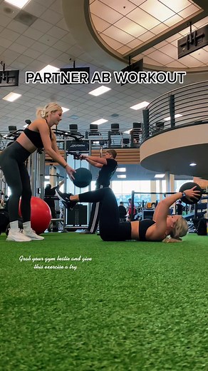 Jeannette | Nurse | Mom on TikTok