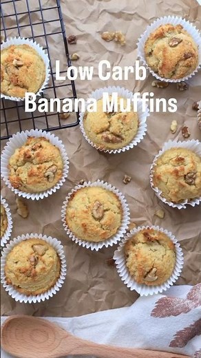 Diabetic Friendly Banana muffins, 9g carbs. #diabeticfriendly #lowcarb #bananabread