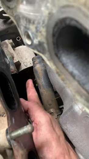 Replace thermostat in a Suzuki Ignis (see description)