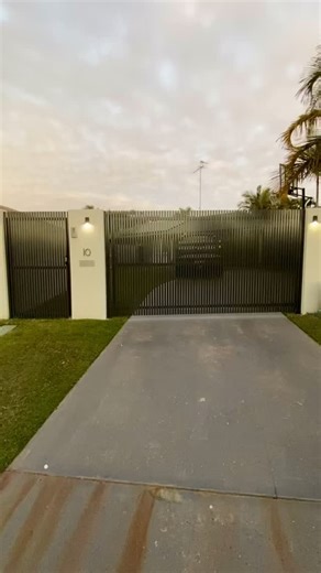 A swing gate in action! Custom made and installed by us 🏆 #gateautomation #ibfabbin #swinggate #gateinstallation | IB Fabbin