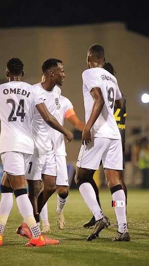 Jean Luc IMFURAYACU on Instagram: "#RPL | FT APR FC 1-0 Mukura VS Ronald Ssekiganda 18’ Eeeh… MUKURA irakinnye pe. ⏺️ Ikosa rimwe rya Ssebwato ryahaye APR FC amanota 3. ⏺️ APR FC igice cya mbere yakinnye neza cyane, igice cya 2 ikinnye nabi. ⏺️ Mukura VS ya 2nd Half yari nziza. ⏺️ Harimo Peno? Sinzi… igitego CYARI Offside? Turareba kuri camera. ⏺️ Clement Yari akwiye 2nd Yellow card? Absolutely YES. ⏺️ Performance ya Referee CUCURI yari Hasi Pe! ⏺️ EQUIPE NKURU IBASHIJE KWITWARA NEZA ICYURA 3. 6