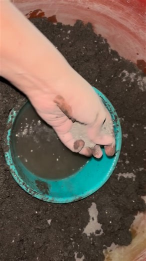 4K views · 35 reactions | Search  NunMun Asmr  on youtube for daily new videos and video shorts.冀 ‘’Channel name is case sensitive’’#crumbling #asmr #oddlysatisfying #cement #purecement #gymchalk #satisfying #sand #sandcement #crunchy | NunMun Asmr | Facebook