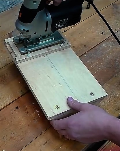 DIY Useful Jig Saw Attachment | DIY & Crafts
