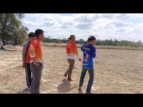 Let's see how the host team fared until the very last second in the kite flying competition at Ba...