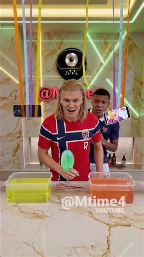Bottle Flip Challenge: Haaland vs Mbappé 📱🎯 #parody #football #haaland #worldcup