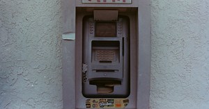 商品購入と同時に現金引き出しができる？キャッシュアウトとはなにか