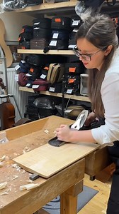 81K views · 2.3K reactions | The face you make when you love your work! Here I am using the big plane to work on the bottom of the violin in order to prepare it for the outline. #violin #violinmaker #luthier #luthiertok #geige #plane #tools #geigenbau #woodworking #wood | Jessica.violins | Facebook