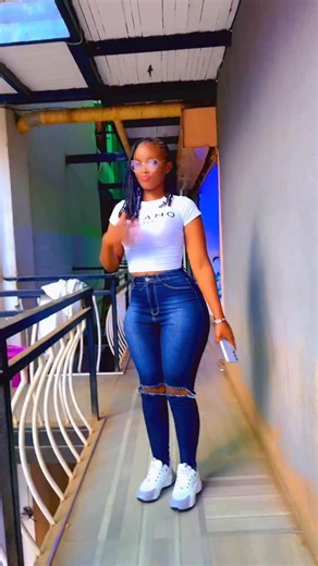 9.7K views · 7.6K reactions | Guess my size of my #moraazul | Janet Moraa | Facebook