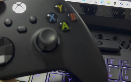 Xbox series X无线游戏手柄如何和PC连接蓝牙配对