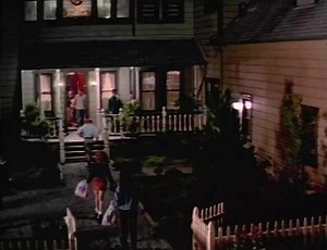 Scream - TV Spot (1996) | Horror Ads