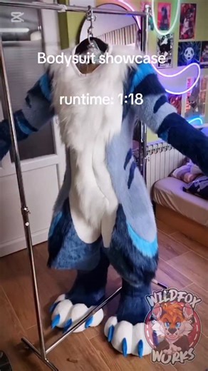 🦊WILDFOXWORKS 🦊 on Instagram: "Bodysuit showcase #wildfoxworks #furry #fursuit"