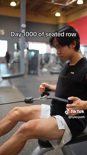 Maximizing Back Growth with the Best Seated Row Grip