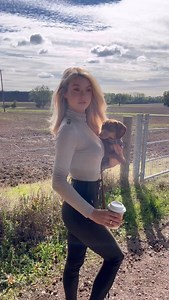 Never a dull day with my 🫛 link in bio for outfit details @hollandcooperclothing #hollandcooperclothing | Lucy Robson
